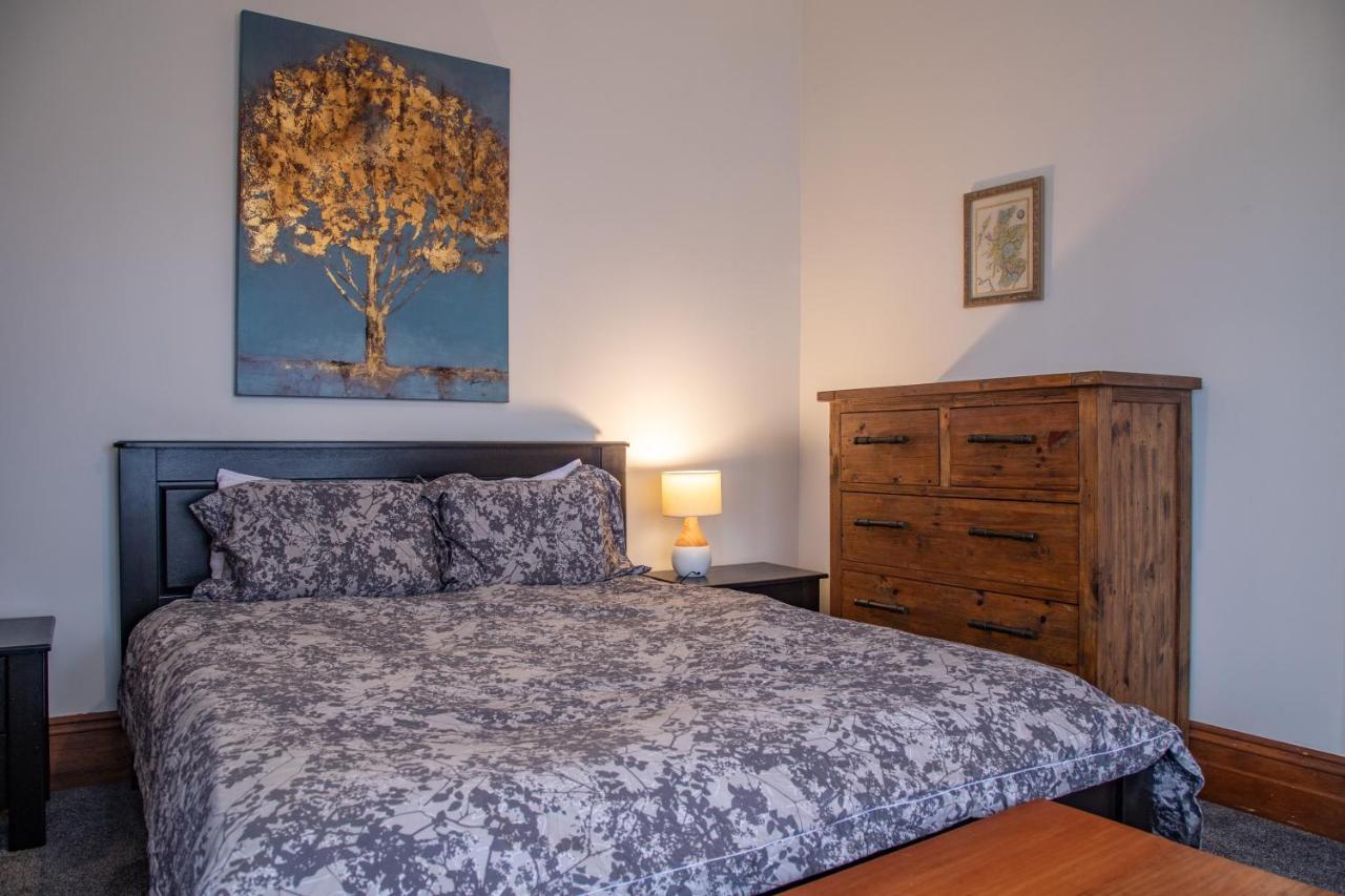 Cottage In The Heart Of Carterton Esterno foto